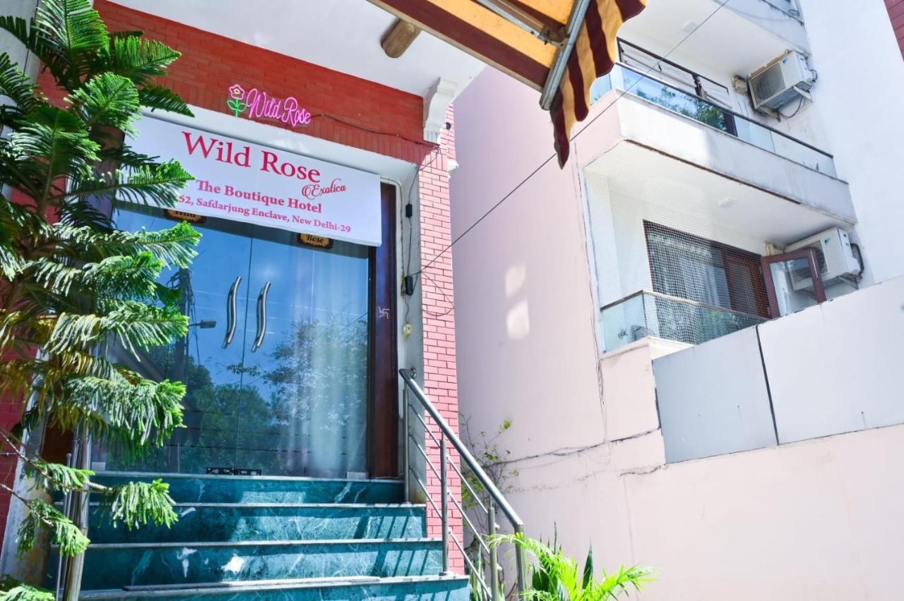 Hotel Wild Rose 뉴델리 외부 사진